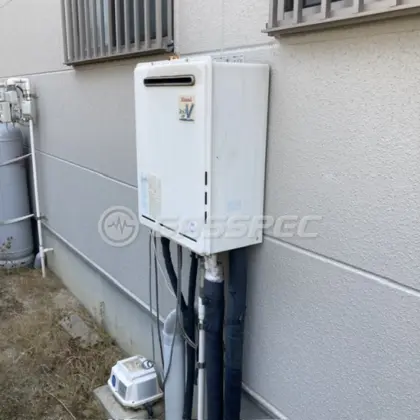 施工前の給湯器（RUF-A2400SAW）