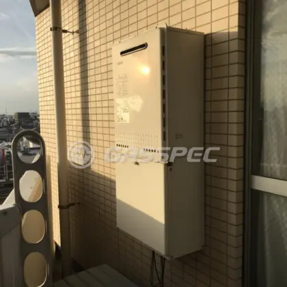 施工前の給湯器（GT-2428SAWX）