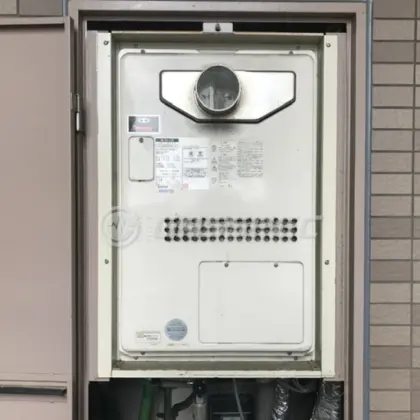 施工前の暖房熱源機（GTH-2417AWX6H-T）