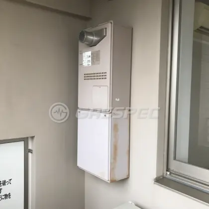 施工前の暖房熱源機（GTH-2434AWX-T）