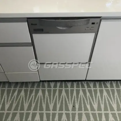 施工前のビルトイン食洗機（RKW-458D2-SV）