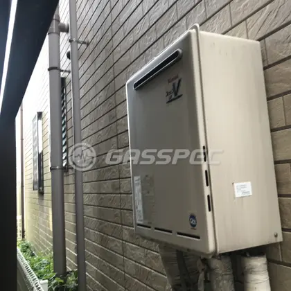 施工前の給湯器（RUF-A2400SAW(A)）