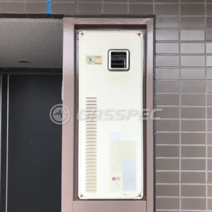 施工前の給湯器（OURB-161DA）