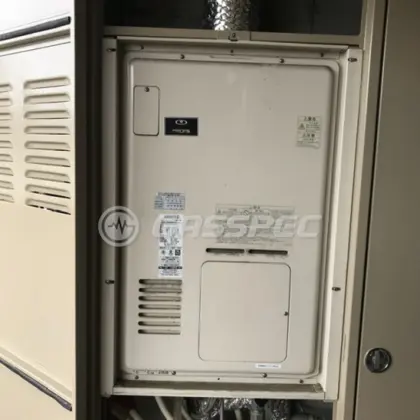 施工前の暖房熱源機（RUFH-V2400AU2-6）