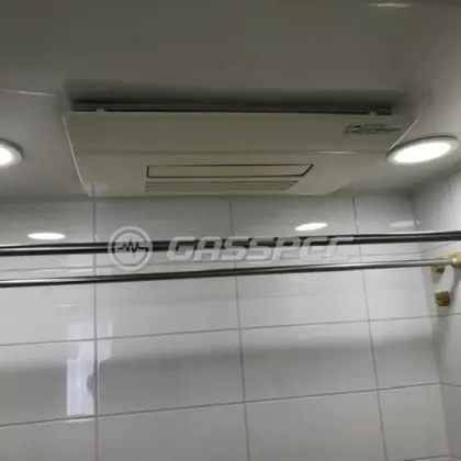 施工前の浴室乾燥機（ABD-3305ACSKJ3M）