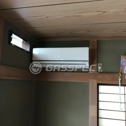 施工前のエアコン（CS-F222C-W）