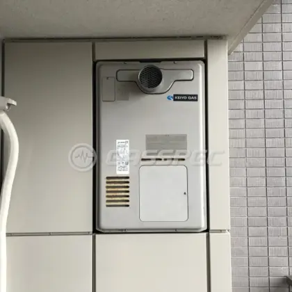 施工前の暖房熱源機（RUFH-V2400AT2-3）