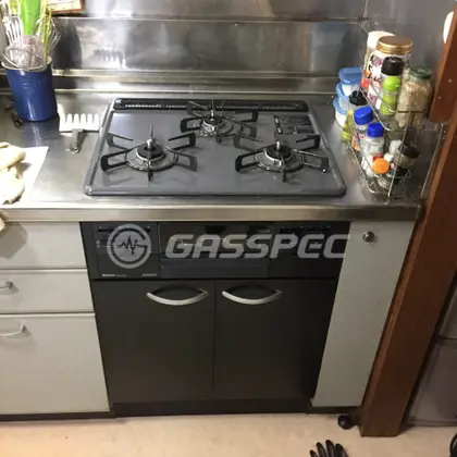 施工後のビルトインガスコンロ（リンナイ RS31W21H2R-BW）