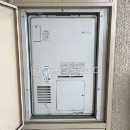 施工前の暖房熱源機（RUFH-V2400AU2-3）
