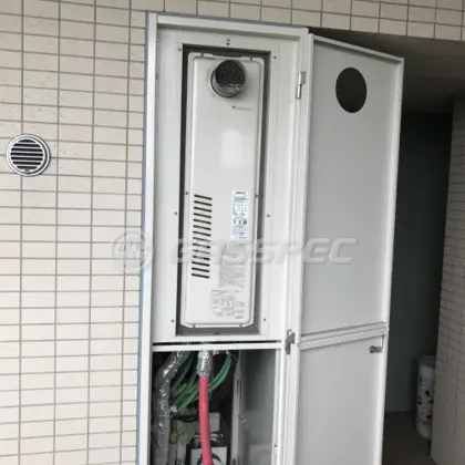施工前の暖房熱源機（RUFH-VS2400AT2-3）