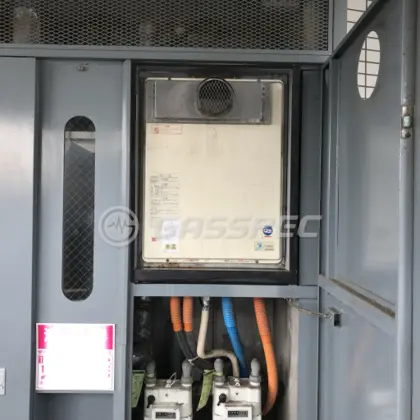 施工前の給湯器（OURB-2450SAQ-T）
