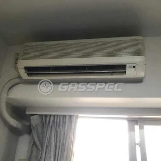 交換前のエアコン（三洋電機 SAP-K22C）