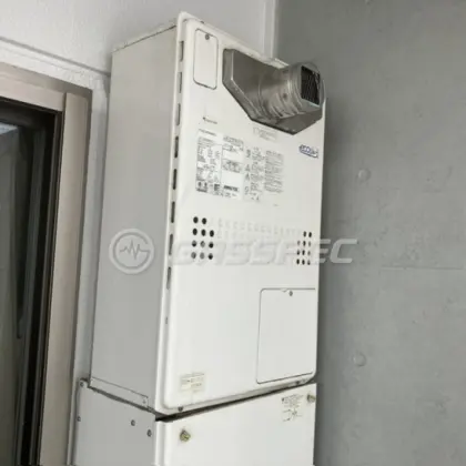 施工前の暖房熱源機（GTH-C2439AWX3H-T）