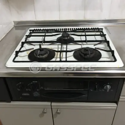 施工前のビルトインガスコンロ（DG3057NR）