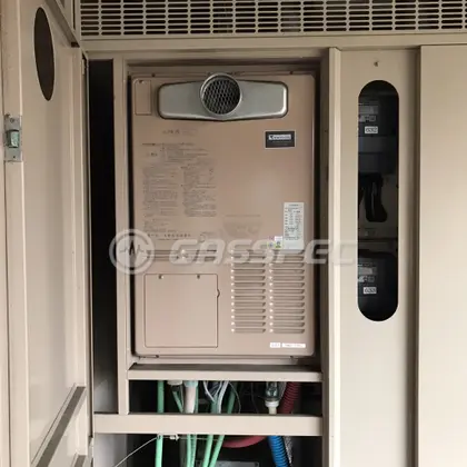 施工前の暖房熱源機（AT-4299ARSAW3Q-C）