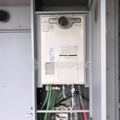 施工前の暖房熱源機（RUFH-V2400SAT2-6）
