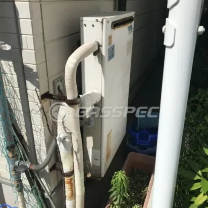 施工前の給湯器（GRQ-162SA）