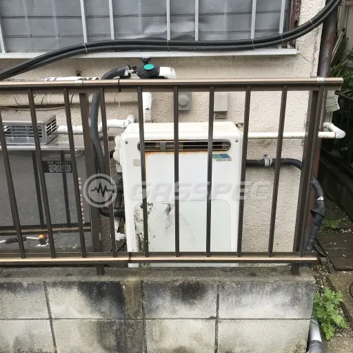 交換前の給湯器（ノーリツ GRQ-2012SA）