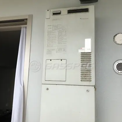 施工前の暖房熱源機（AT4203ARSAW3QU）