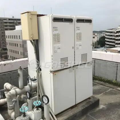 施工前の給湯器（GQ-5012WZ-2）