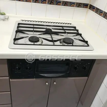 施工前のビルトインガスコンロ（GCU-60SB）