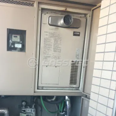 施工前の暖房熱源機（AT-4200ARS4AW3Q）
