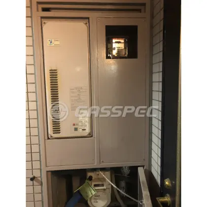 施工前の給湯器（OURB-1601DSA-CB）