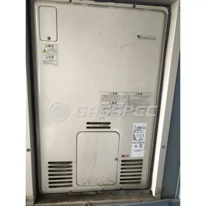 施工前の暖房熱源機（RUFH-2400AU）