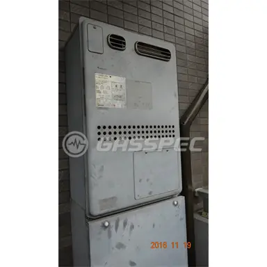 施工前の暖房熱源機（GTH-2413AWXH）