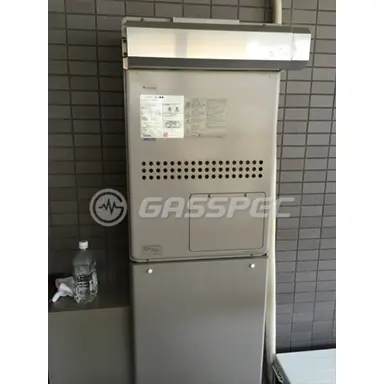 施工前の暖房熱源機（GTH-2413AWXH）
