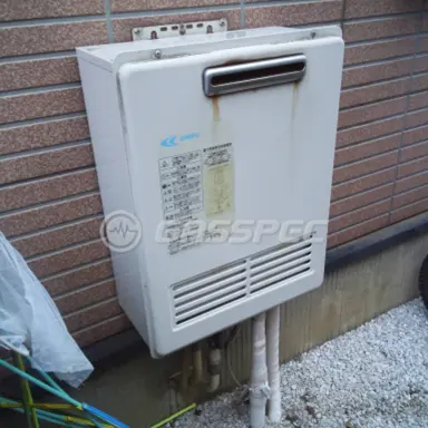 施工前の給湯器（GFK-2412WKA）