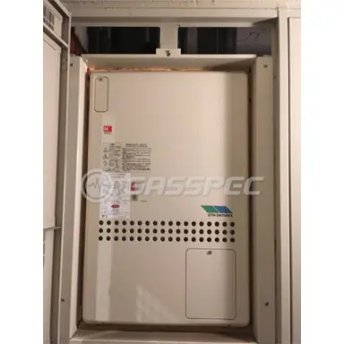 施工前の暖房熱源機（GTH-2401AWX-TB）