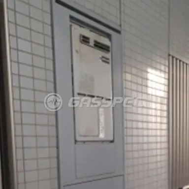 交換前の暖房熱源機（リンナイ RVD-VD24001AW2-3）