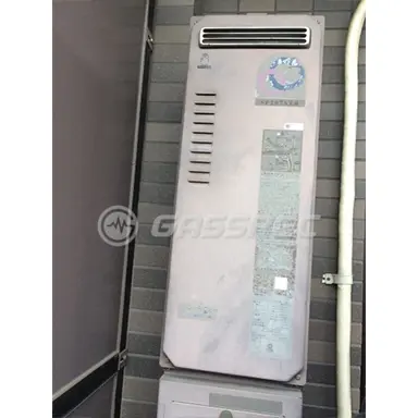 交換前の給湯器（パーパス TP-SP207SZR-1R）