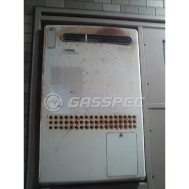 施工前の給湯器（GTH-1601AWXH）