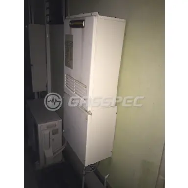 交換前の給湯器（パロマ GFK-2414WKA）