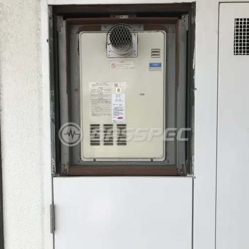 交換前の給湯器（ガスター OUR-1600-2）