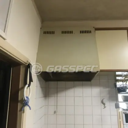 施工前のレンジフード