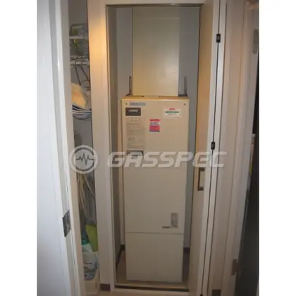 施工前の暖房熱源機（AD-200FFA）