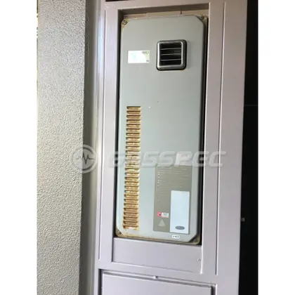 施工前の給湯器（OURB-161DSA）
