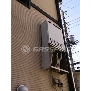 施工前の給湯器（FH-241AWDL）