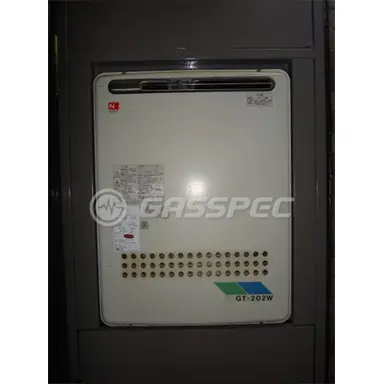 施工前の給湯器（GT-202W）