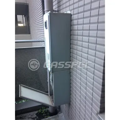 施工前の給湯器（OURB-161DSA）