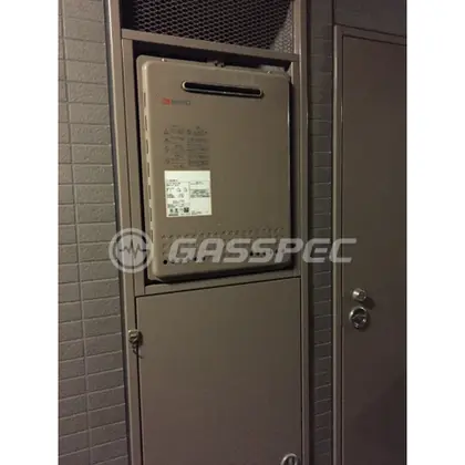 施工前の給湯器（GT-2428(S)AWX）