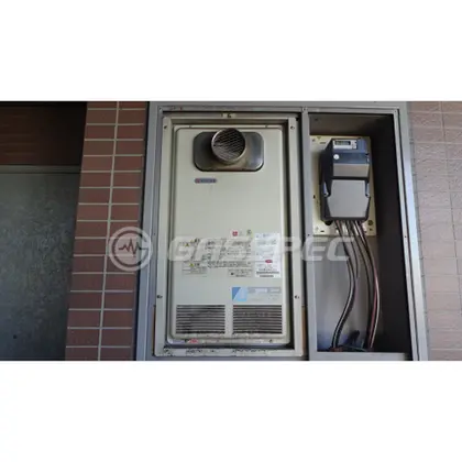施工前の給湯器（RGE21KS1-J）