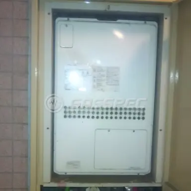 施工前の暖房熱源機（GTH-2413AWXH-H）