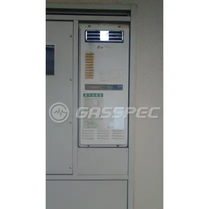 施工前の給湯器（YV1624RPW）