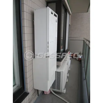施工前の暖房熱源機（AT-4200ARSSW3Q）