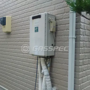 施工前の給湯器（GJ-C24T1）