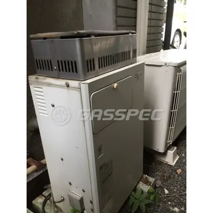 施工前の暖房熱源機（XS-034RB-F）